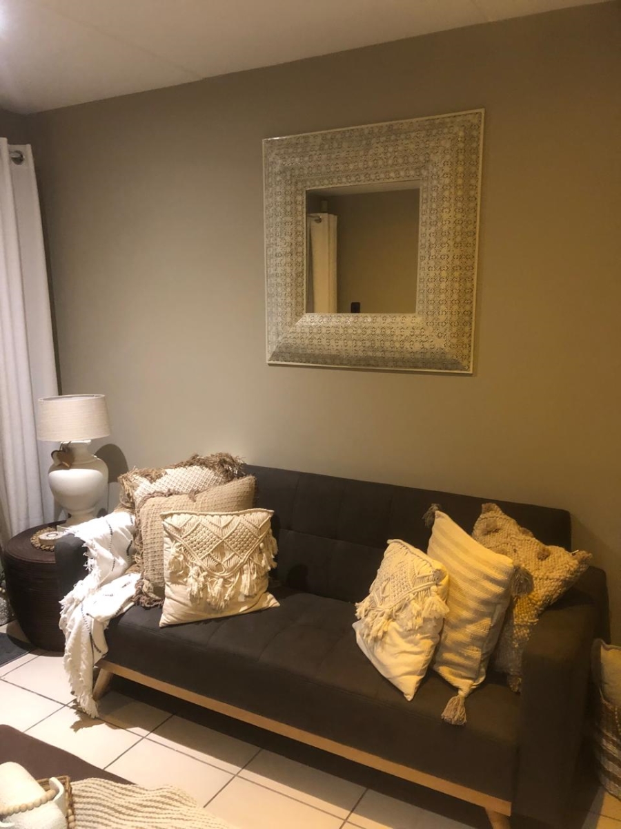 2 Bedroom Property for Sale in Sherwood Eastern Cape